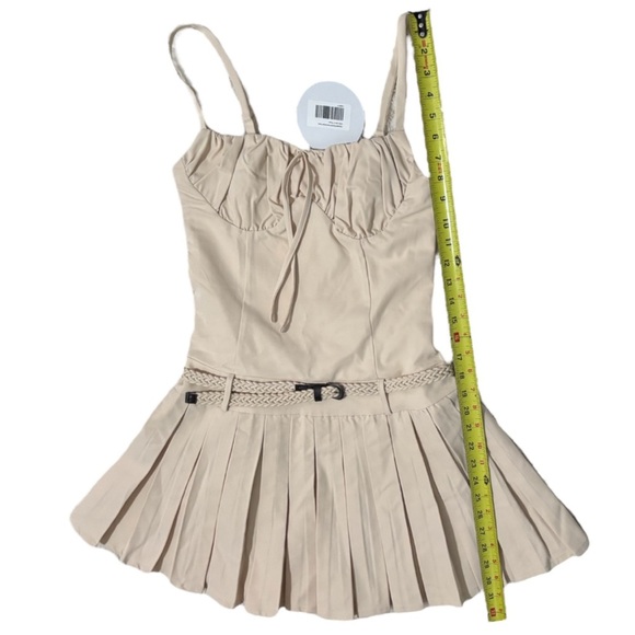 NWT ITZABELLA Women’s Chic Cream Pleated Mini Dress Taupe - Picture 15 of 16
